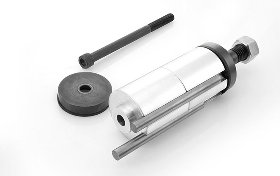 Static-Dancer-Roll-carbide-rods-pulled-out-from-Sjogren